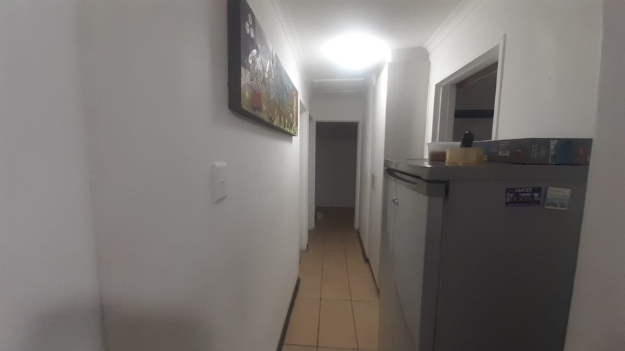 To Let 3 Bedroom Property for Rent in Heiderand Western Cape